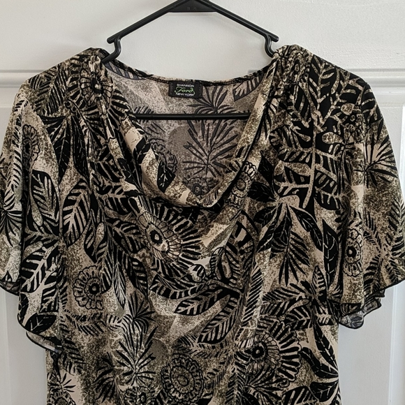 Dressy Tropical Blouse NWOT - Picture 4 of 4